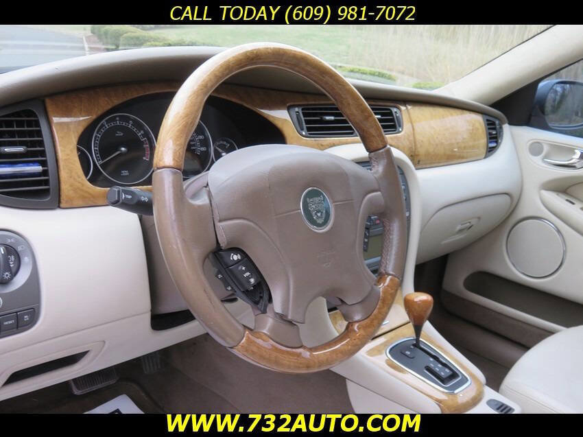 Used 2004 Jaguar X-TYPE 3.0 image 21