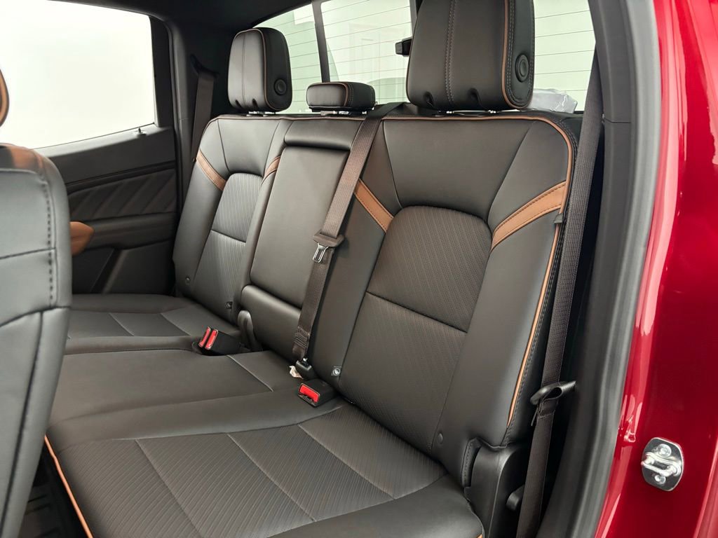 New 2026 GMC Canyon AT4 w/ Technology Plus Package image 39