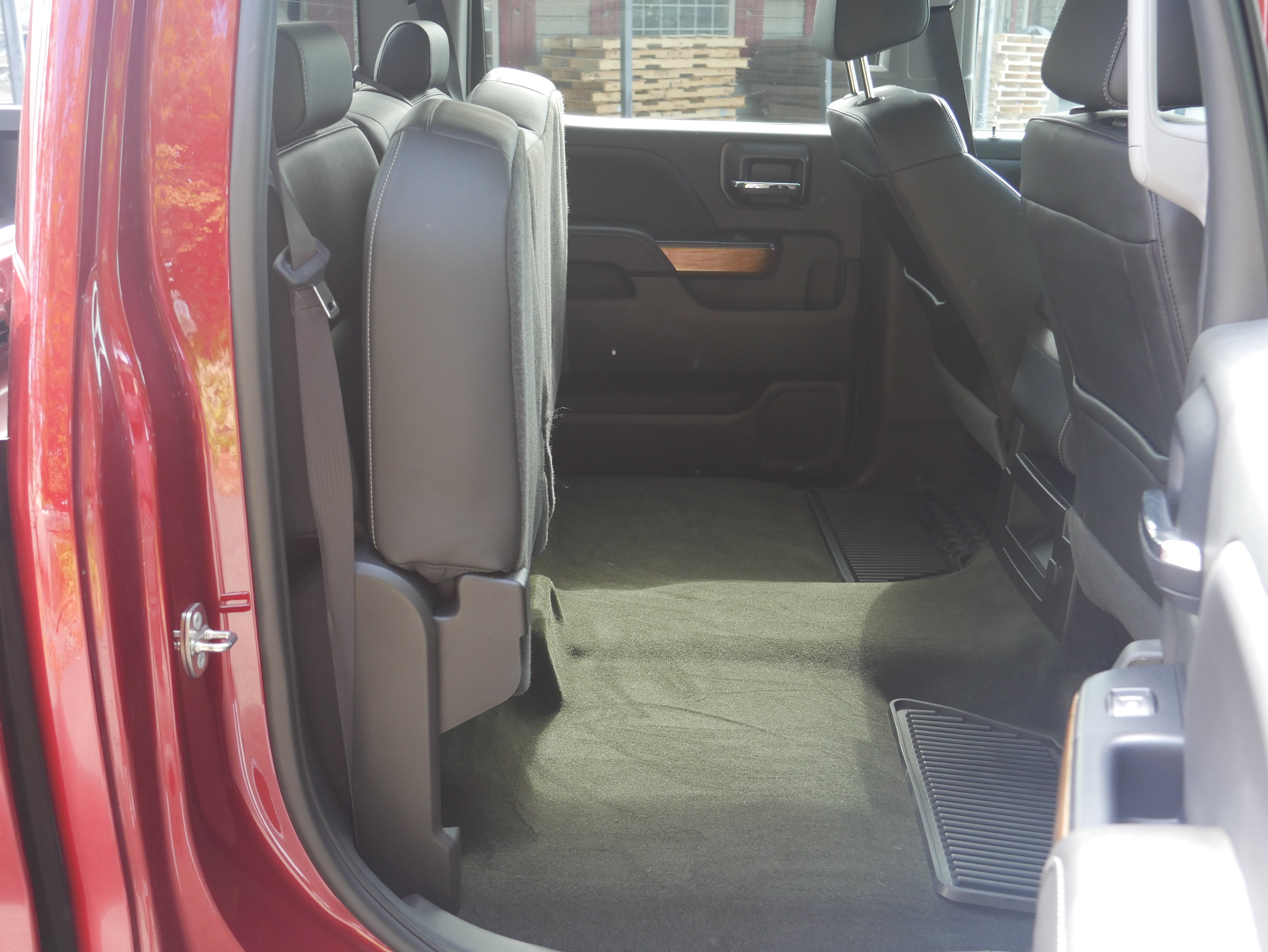 Used 2018 Chevrolet Silverado 1500 LTZ AWD/4WD image 21