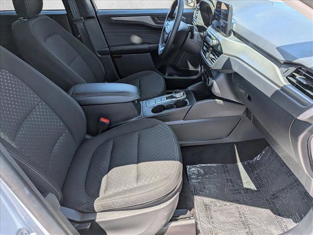 Used 2025 Ford Escape Active AWD/4WD image 27