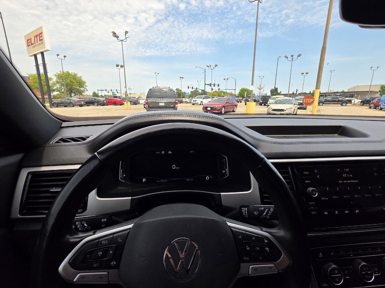 Used 2020 Volkswagen Atlas Cross Sport SEL image 26