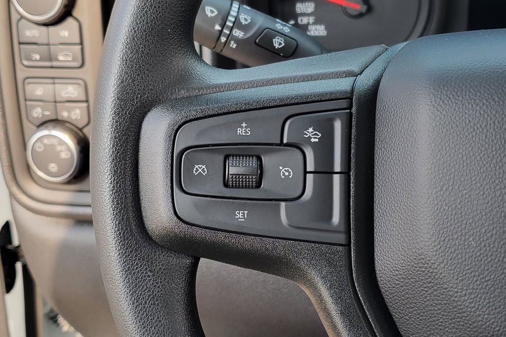 Used 2026 Chevrolet Silverado 1500 W/T w/ WT Safety Package AWD/4WD image 8