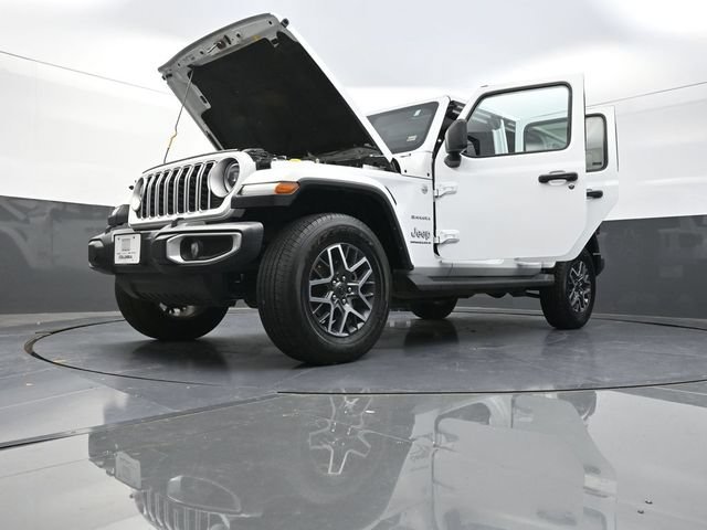 Used 2024 Jeep Wrangler Unlimited Sahara AWD/4WD image 31