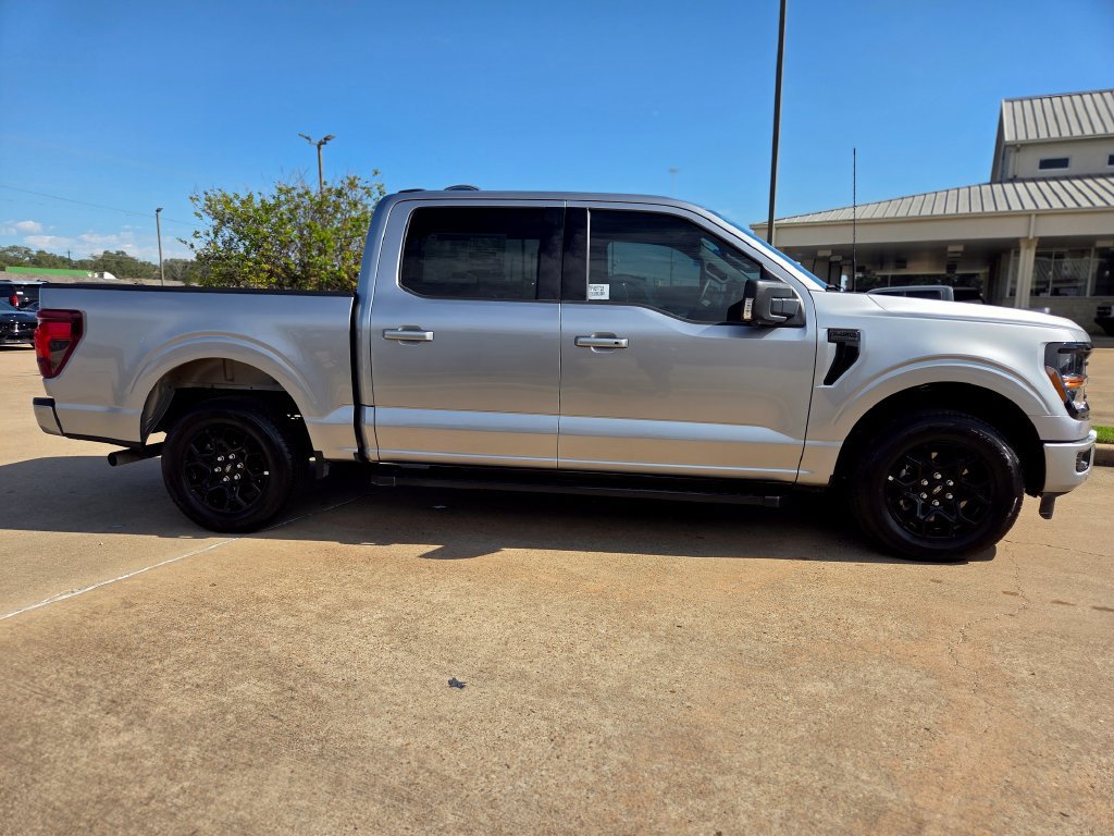 New 2026 Ford F150 XLT w/ Equipment Group 302A MID RWD image 4