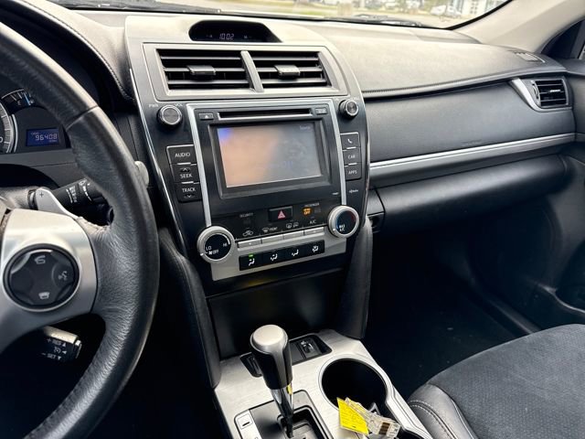Used 2012 Toyota Camry SE w/ Leather Pkg image 27