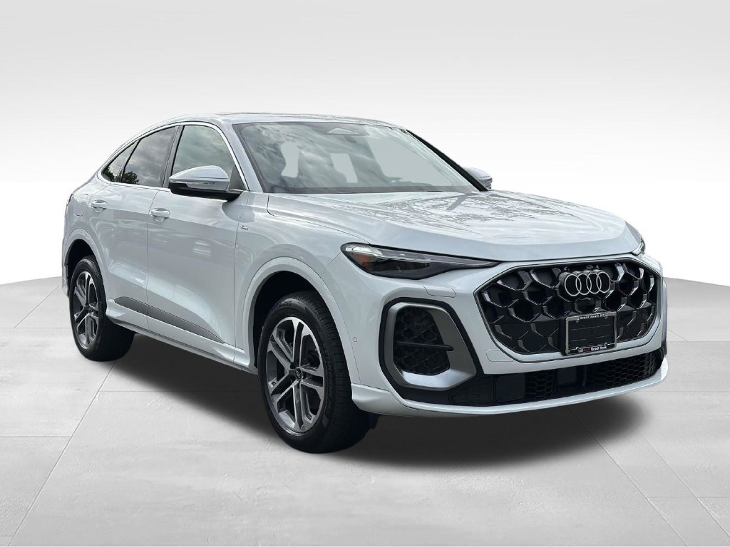 New 2026 Audi Q5 Premium Plus AWD/4WD image 10