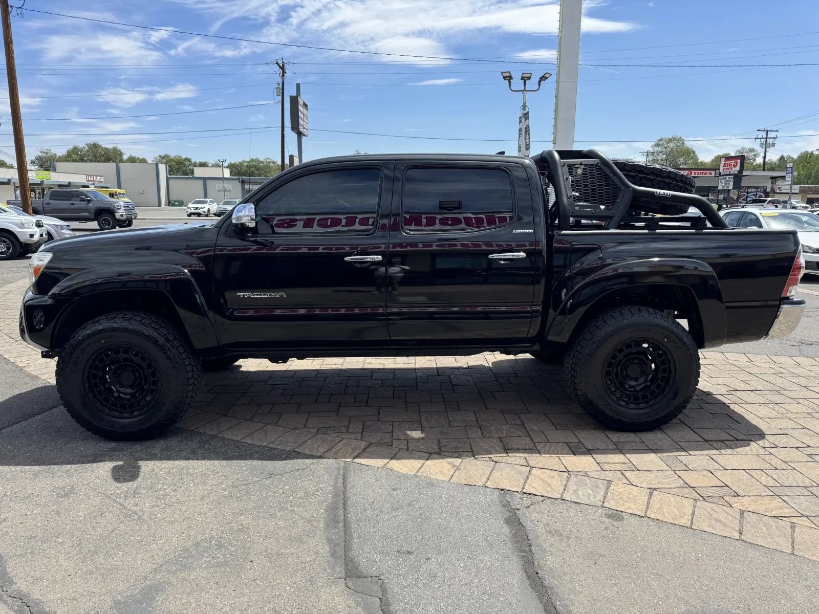 Used 2014 Toyota Tacoma 4x4 Double Cab w/ Limited Package image 5