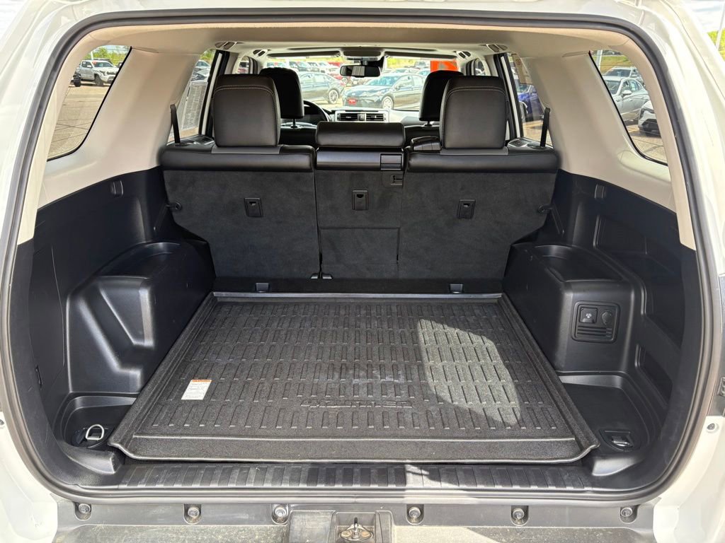 Certified 2021 Toyota 4Runner SR5 Premium w/ Moonroof Package AWD/4WD image 6