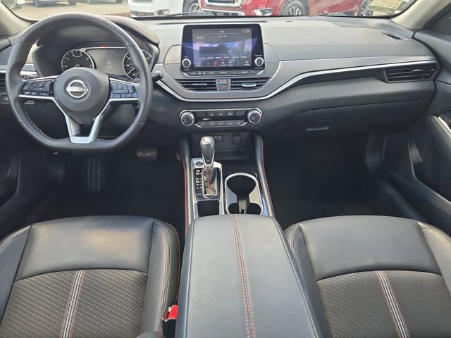 Certified 2025 Nissan Altima 2.5 SR image 11