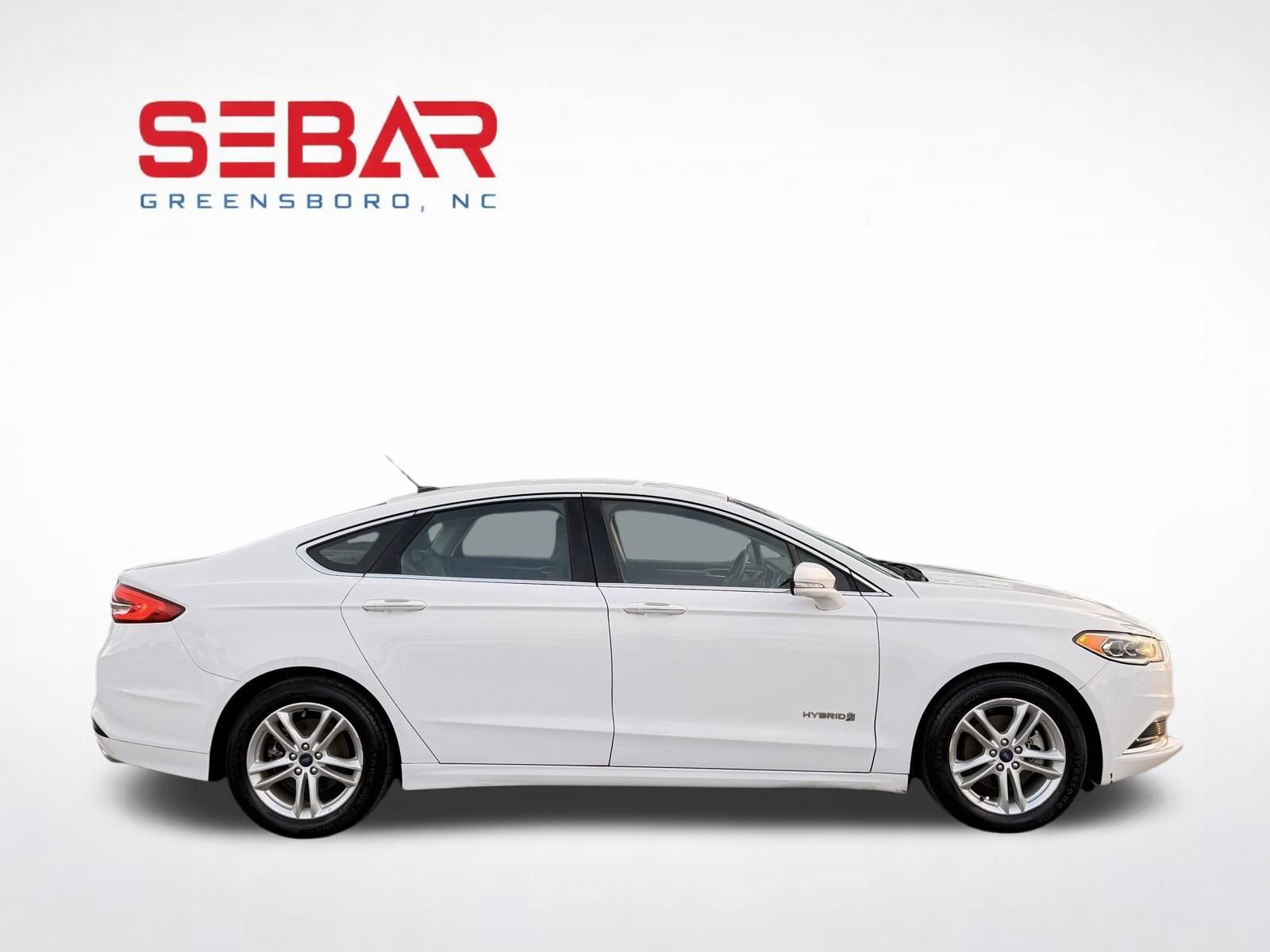 Used 2018 Ford Fusion SE w/ Equipment Group 602A FWD image 7