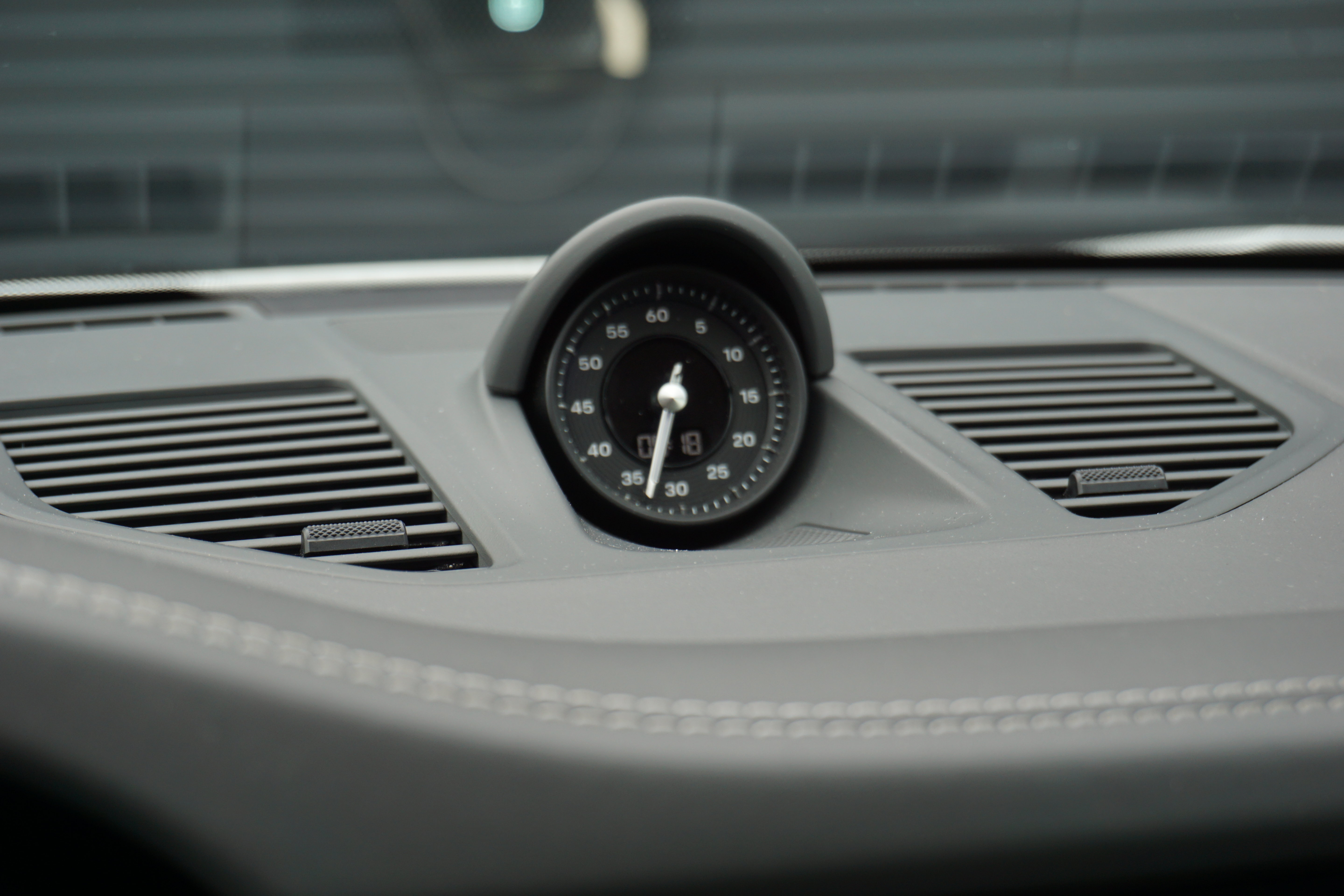 Certified 2022 Porsche 911 Carrera S RWD image 22