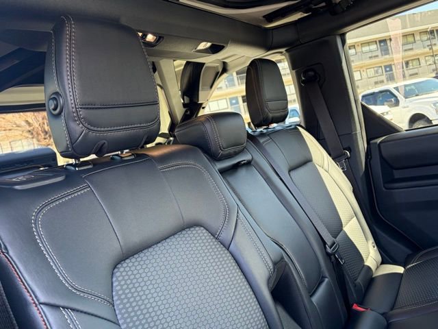 Used 2025 Ford Bronco Raptor image 30
