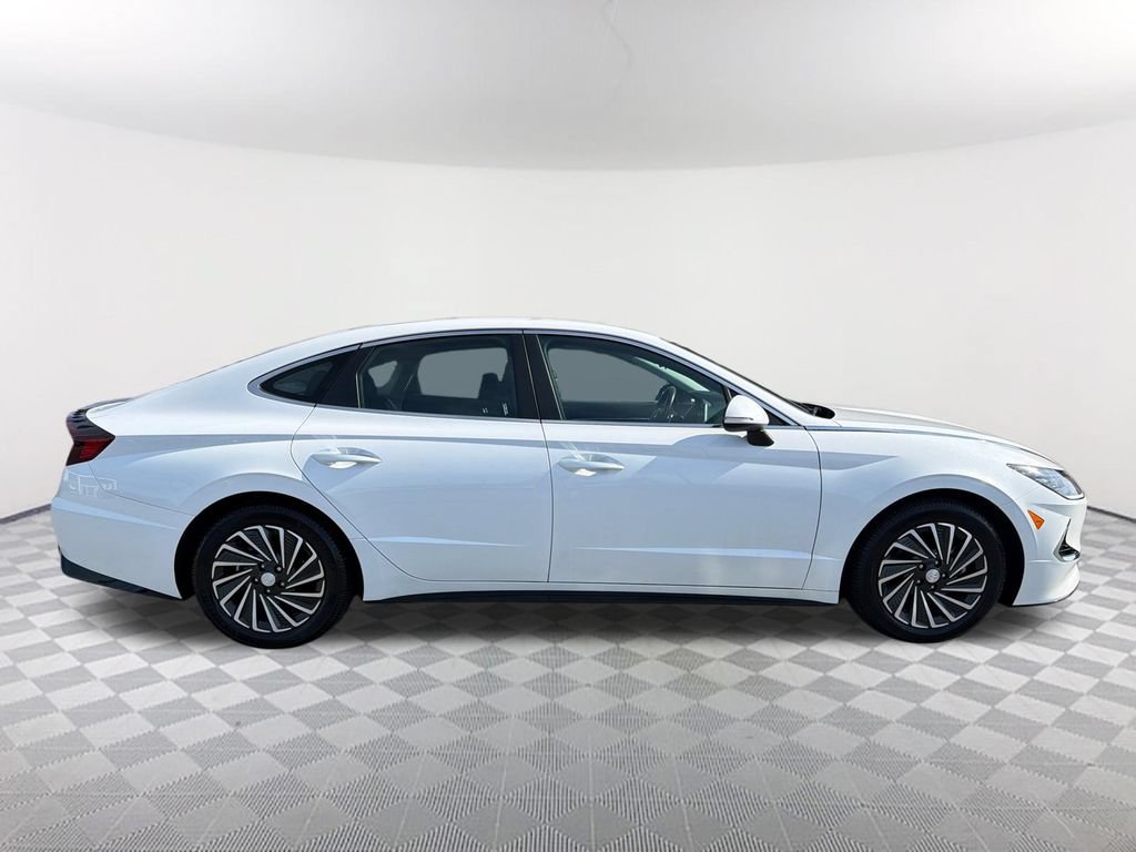Used 2023 Hyundai Sonata SEL w/ Cargo Package FWD image 4