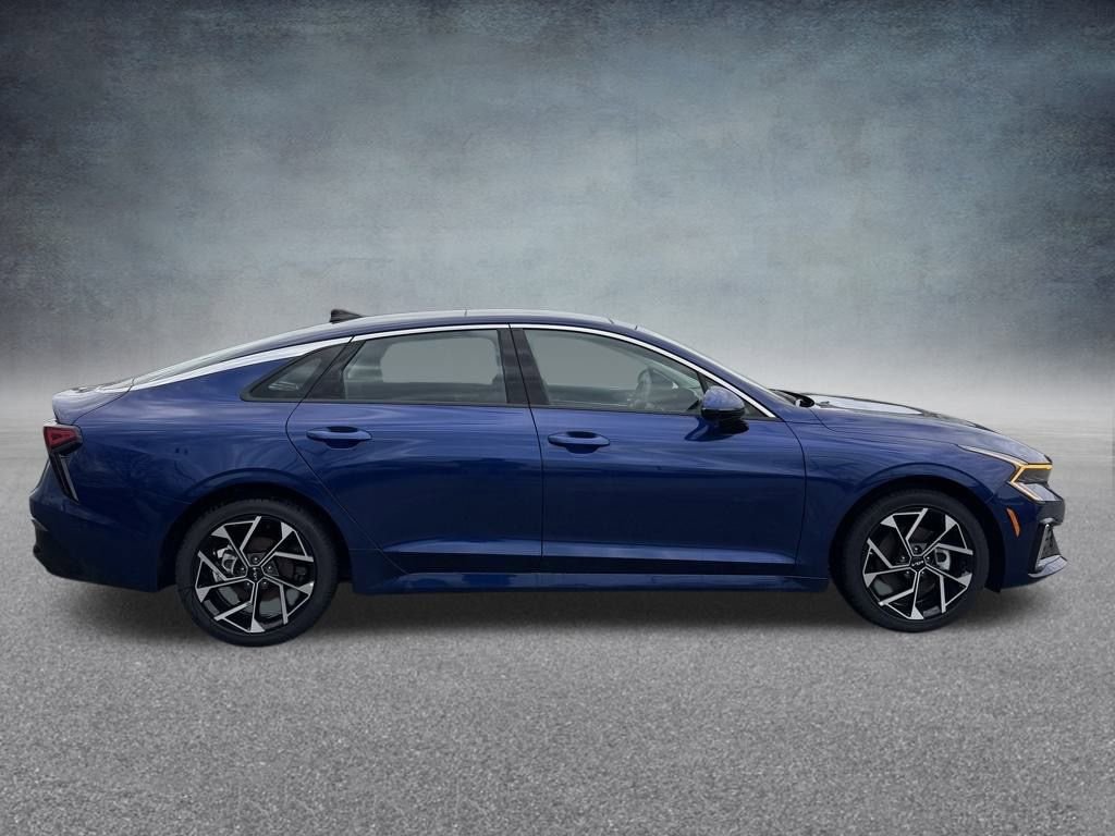 New 2025 Kia K5 EX image 4