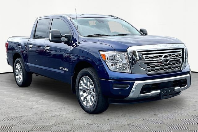 Used 2021 Nissan Titan SV w/ SV Convenience Package image 1