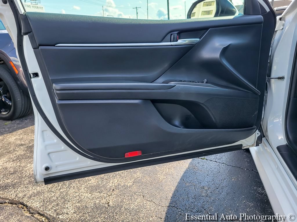 Used 2023 Toyota Camry LE FWD image 16