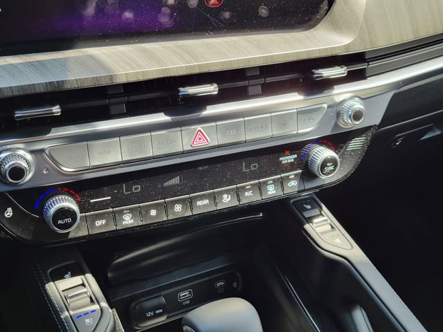 New 2025 Kia Telluride SX Prestige AWD/4WD image 19