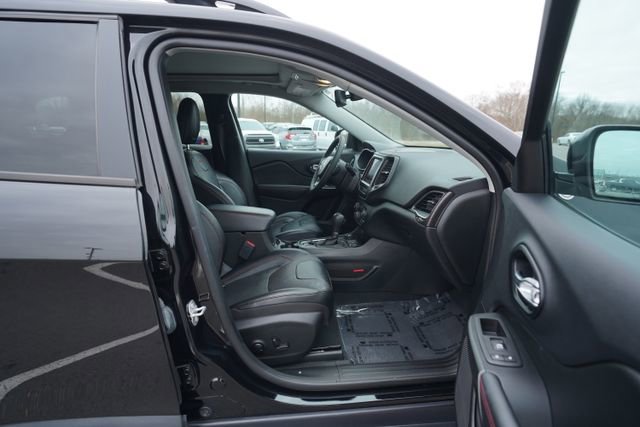 Used 2022 Jeep Cherokee Trailhawk w/ Sun, Sound & Nav Group image 20