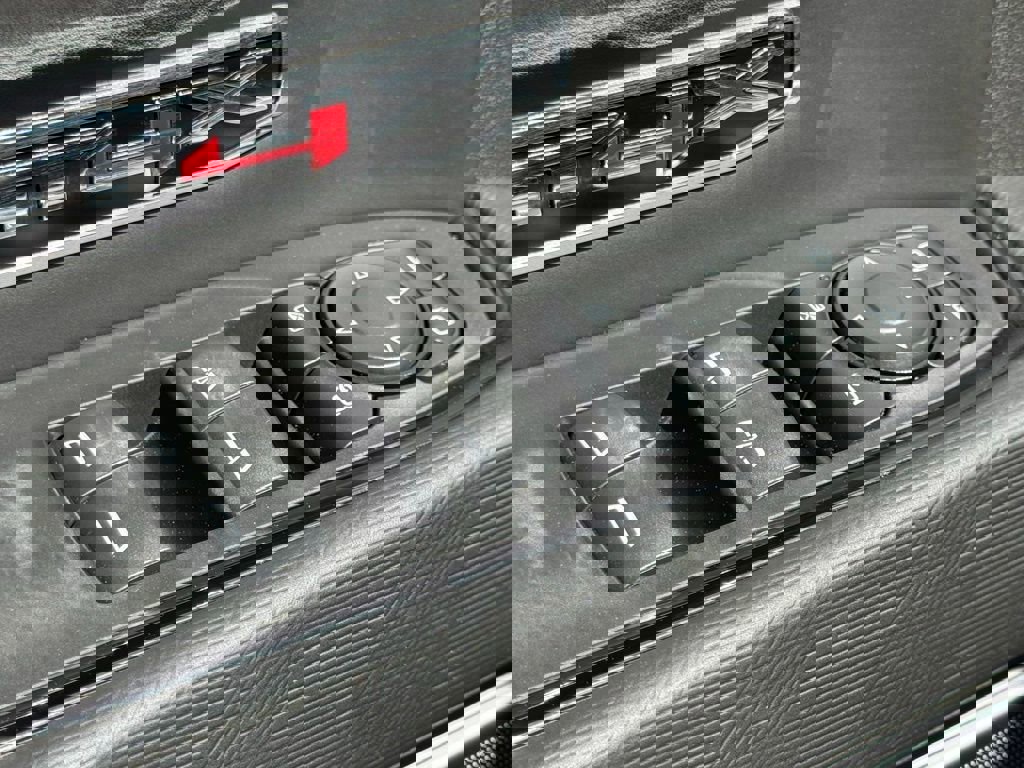 Used 2025 GMC Sierra 1500 AT4X w/ AT4X AEV Edition image 22