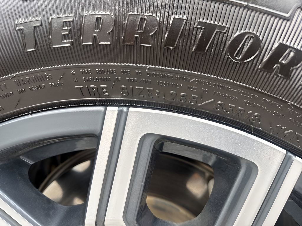 Used 2024 Chevrolet Colorado Z71 w/ Advanced Trailering Package image 33