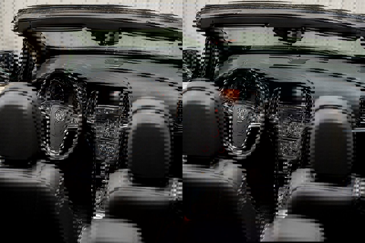 Used 2016 Buick Cascada Premium image 12