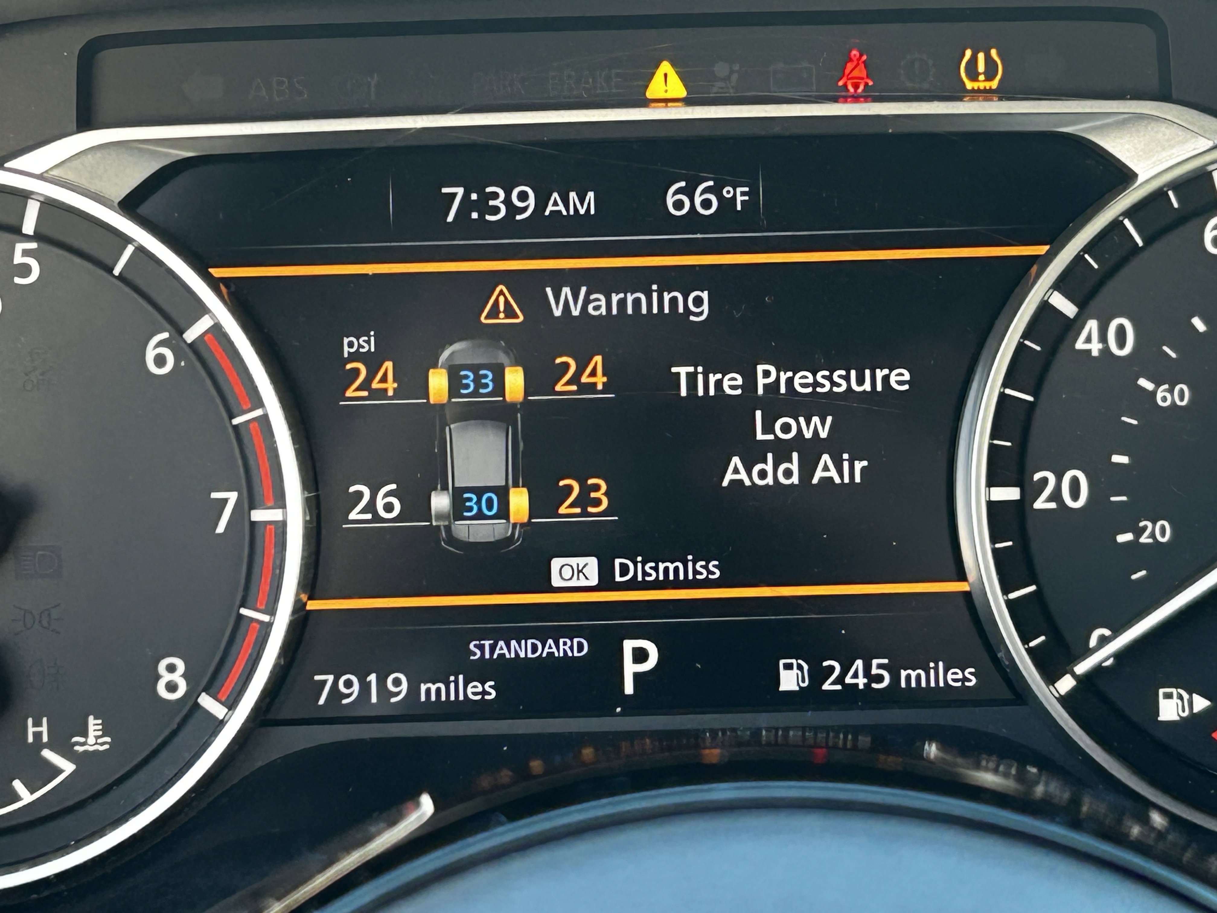 Used 2023 Nissan Rogue SV w/ SV Premium B Package image 29