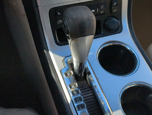Used 2012 GMC Acadia SLT FWD image 22
