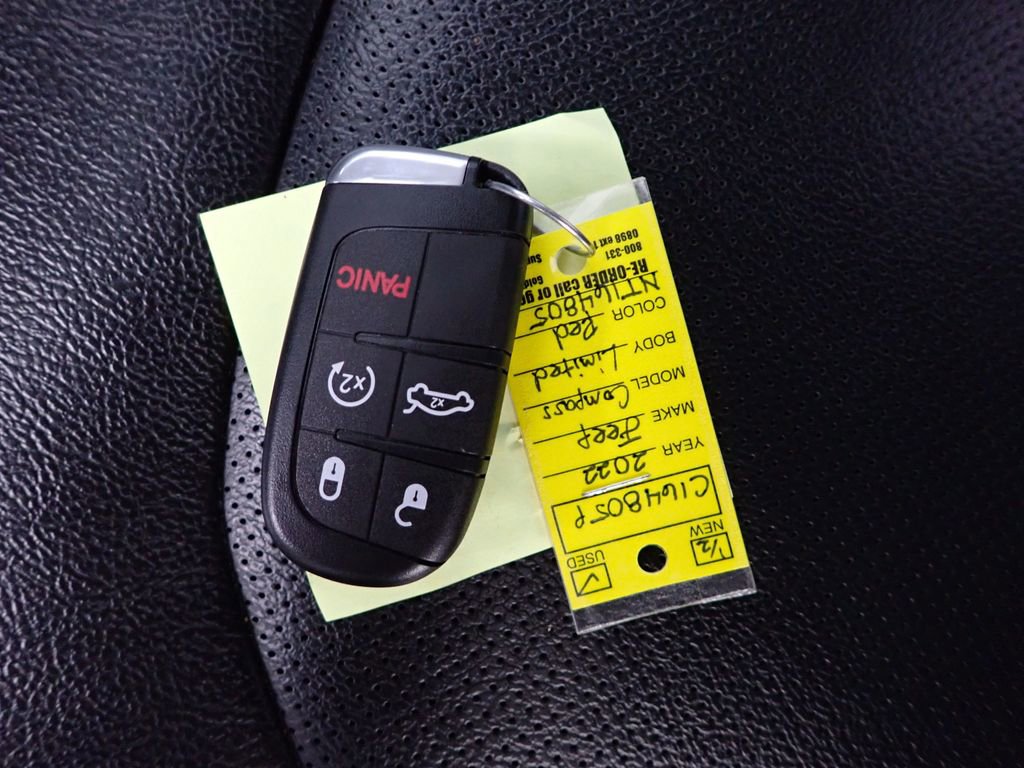 Used 2022 Jeep Compass Limited image 33