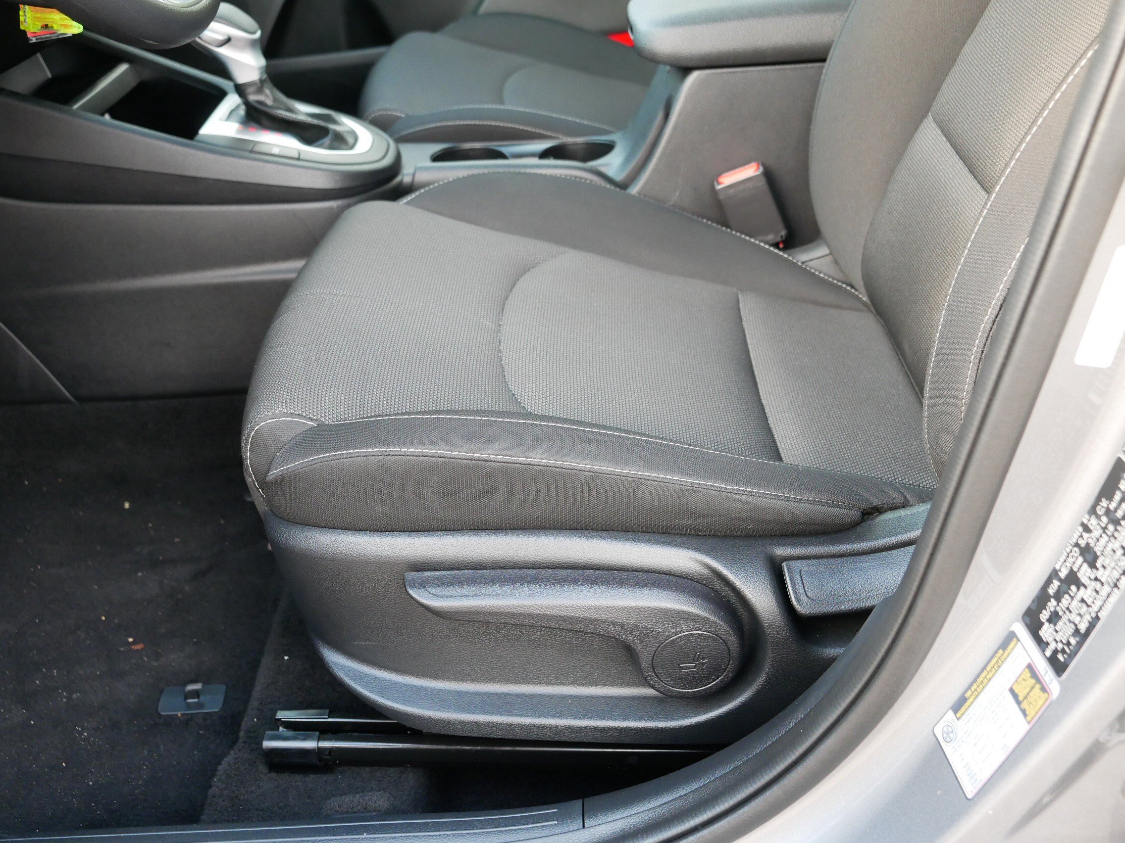 Certified 2024 Kia Forte LXS w/ LXS Technology Package image 20