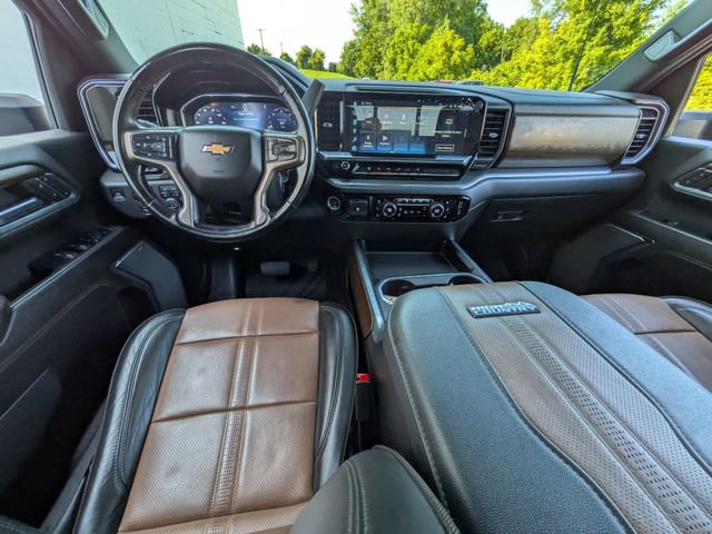 Used 2024 Chevrolet Silverado 3500 High Country w/ Technology Package AWD/4WD image 14