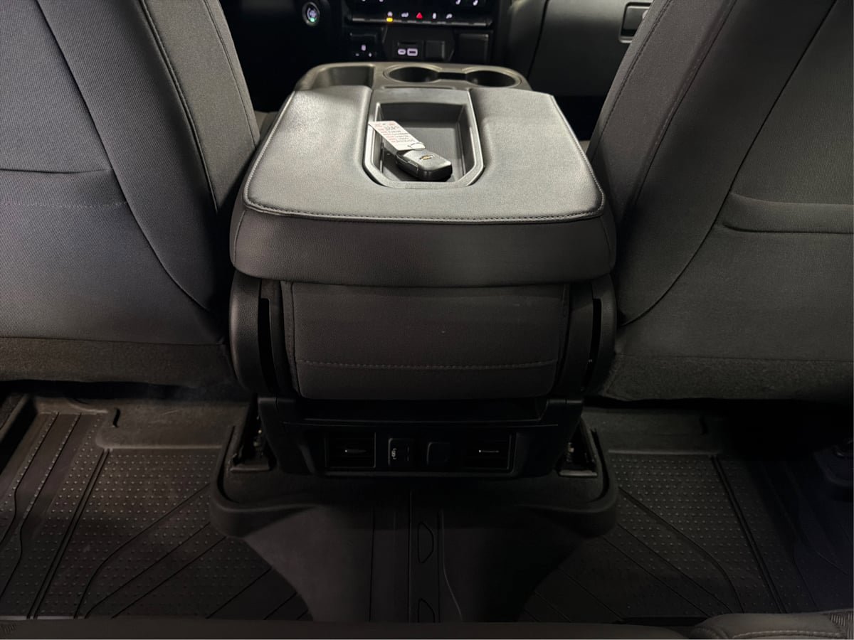 Used 2019 Chevrolet Silverado 1500 LT w/ All-Star Edition AWD/4WD image 24