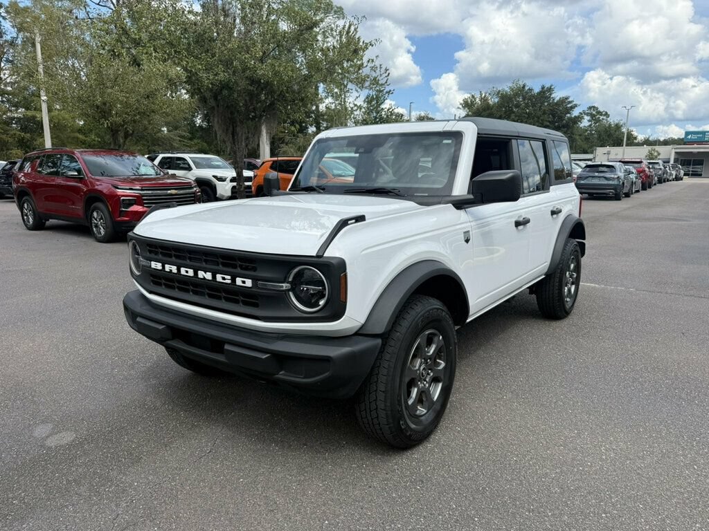 Used 2025 Ford Bronco Big Bend AWD/4WD image 1