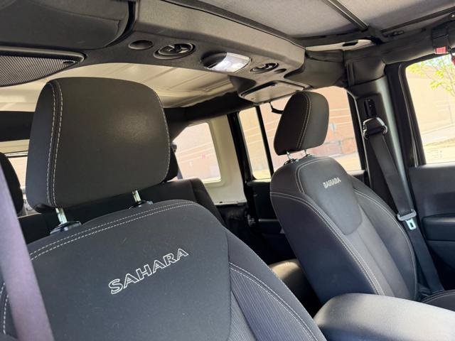 Used 2017 Jeep Wrangler Unlimited Sahara w/ Max Tow Package AWD/4WD image 12