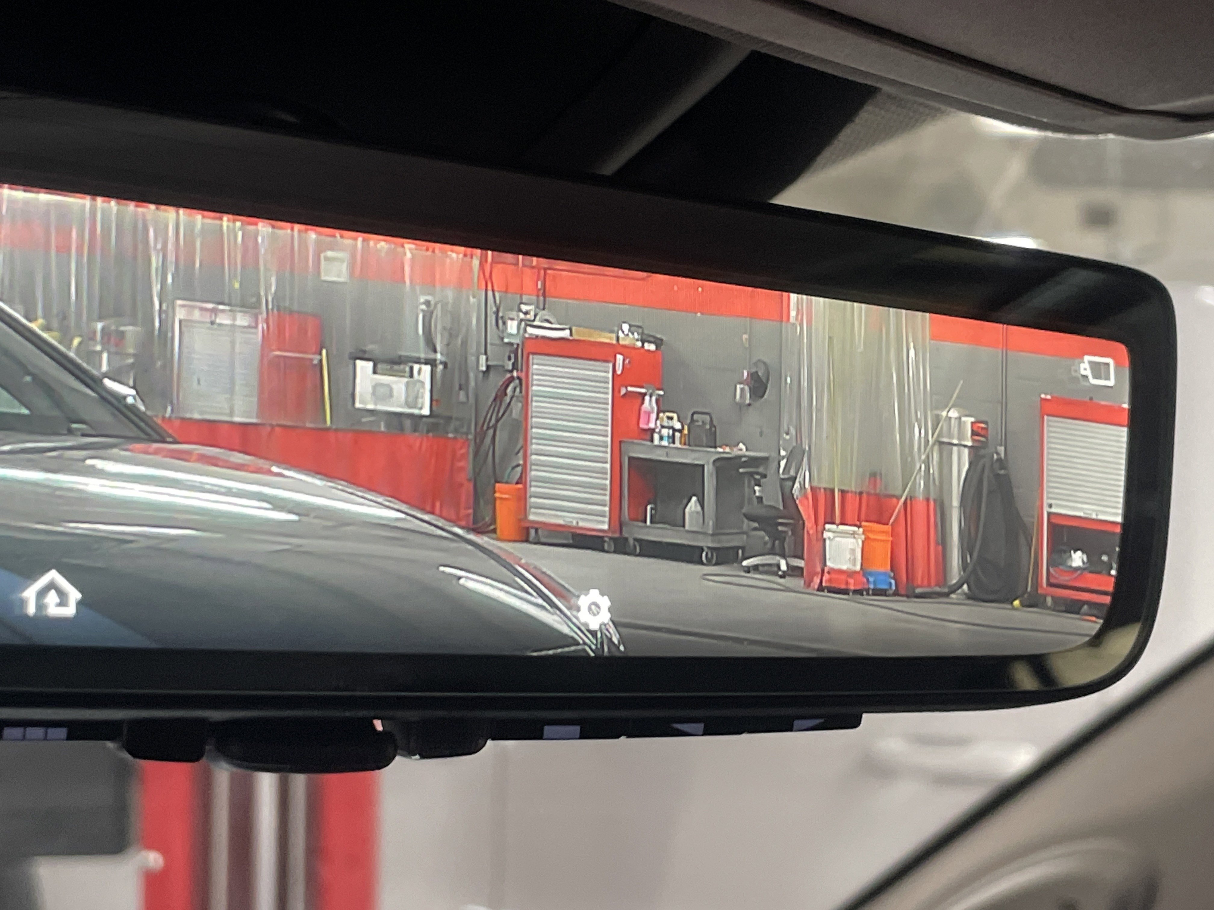 Certified 2025 Toyota Highlander Platinum image 27