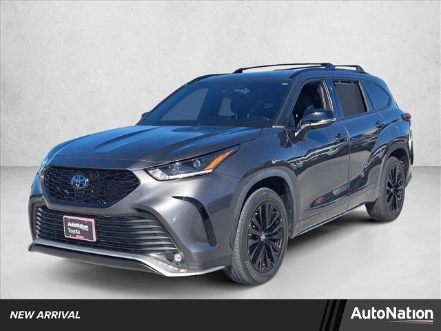 Used 2023 Toyota Highlander XSE