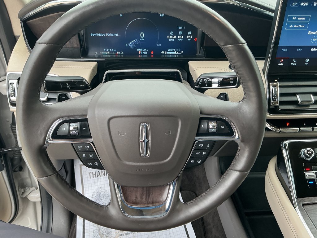 Used 2024 Lincoln Navigator L Reserve AWD/4WD image 16