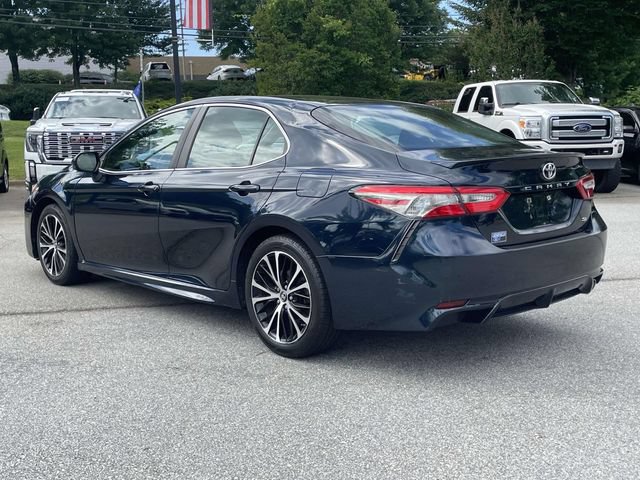 Used 2018 Toyota Camry SE FWD image 3