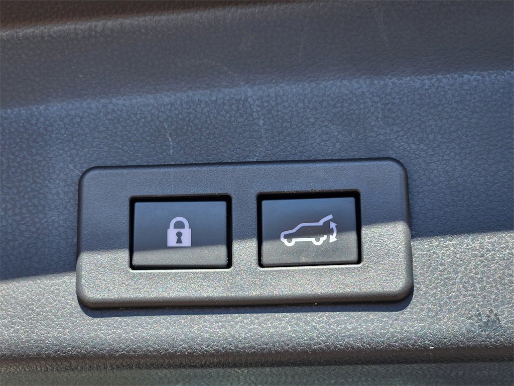 Used 2020 Subaru Ascent Touring image 24