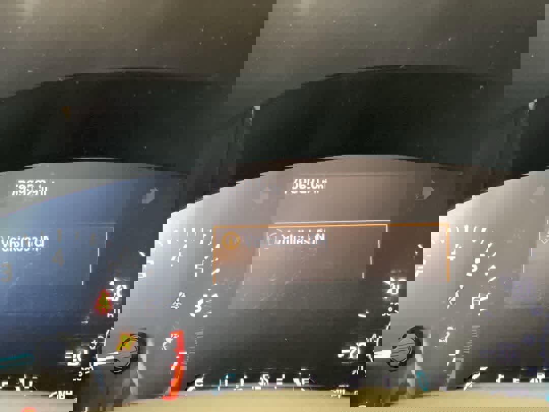 Used 2020 Ford Escape SE image 15