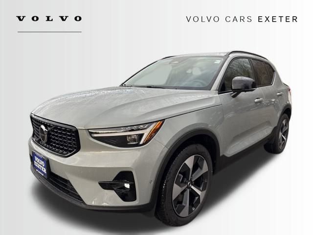 New 2026 Volvo XC40 B5 Plus w/ Protection Package Premier AWD/4WD image 1