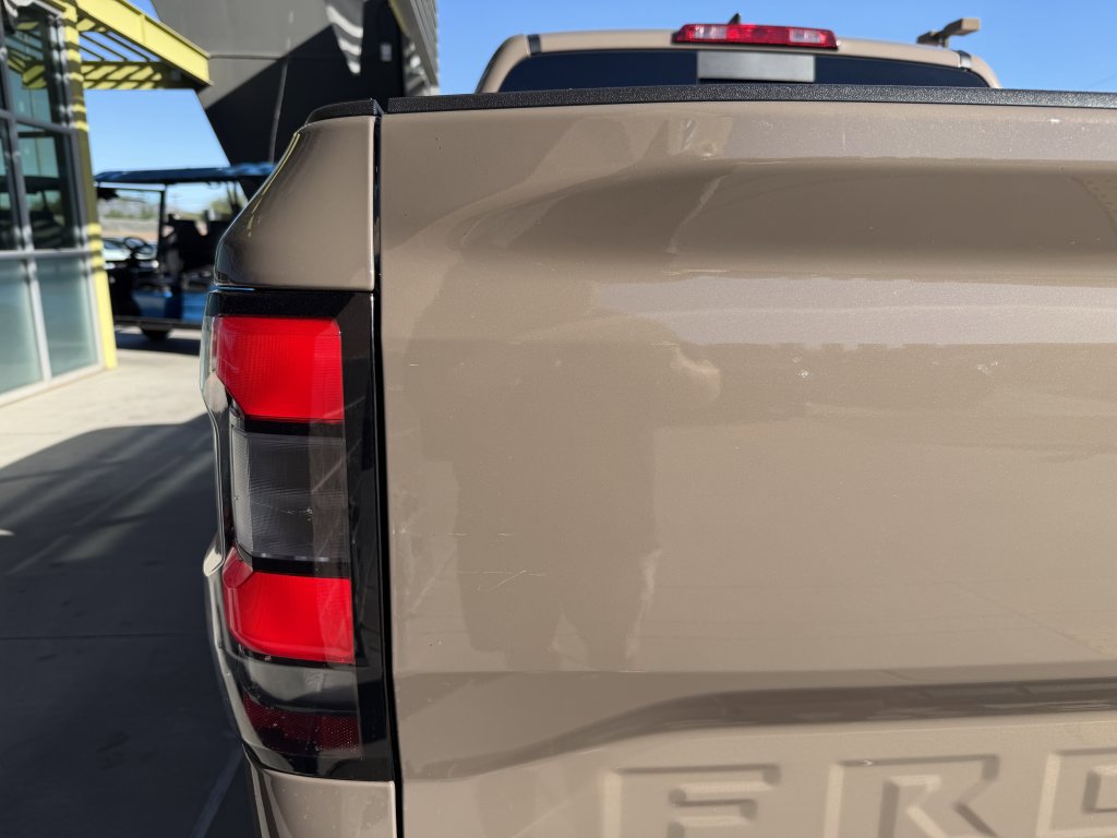 Used 2024 Nissan Frontier PRO-4X w/ Off-Road Protection Package image 14