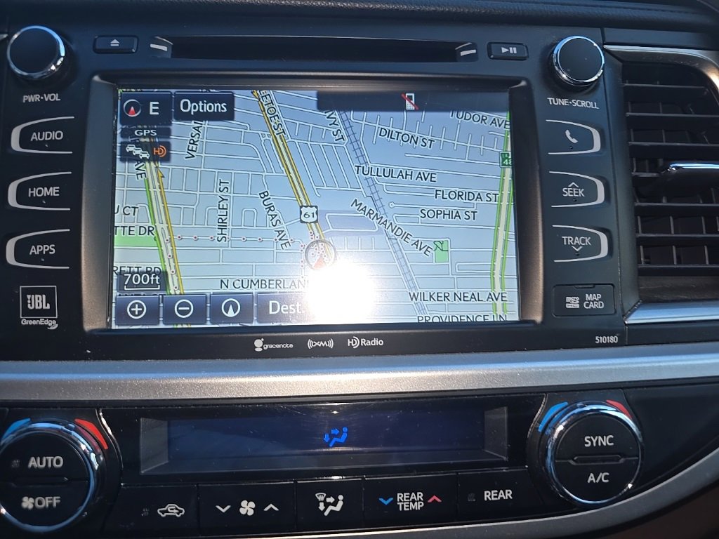 Used 2018 Toyota Highlander Limited image 13