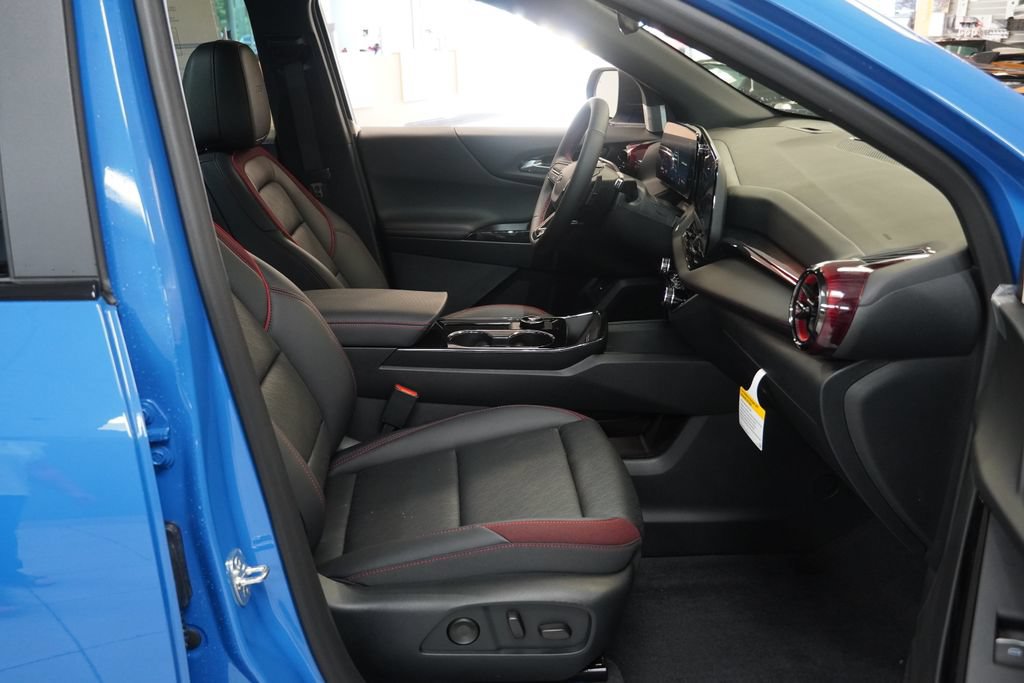 New 2027 Chevrolet Equinox RS w/ Convenience Package III AWD/4WD image 25