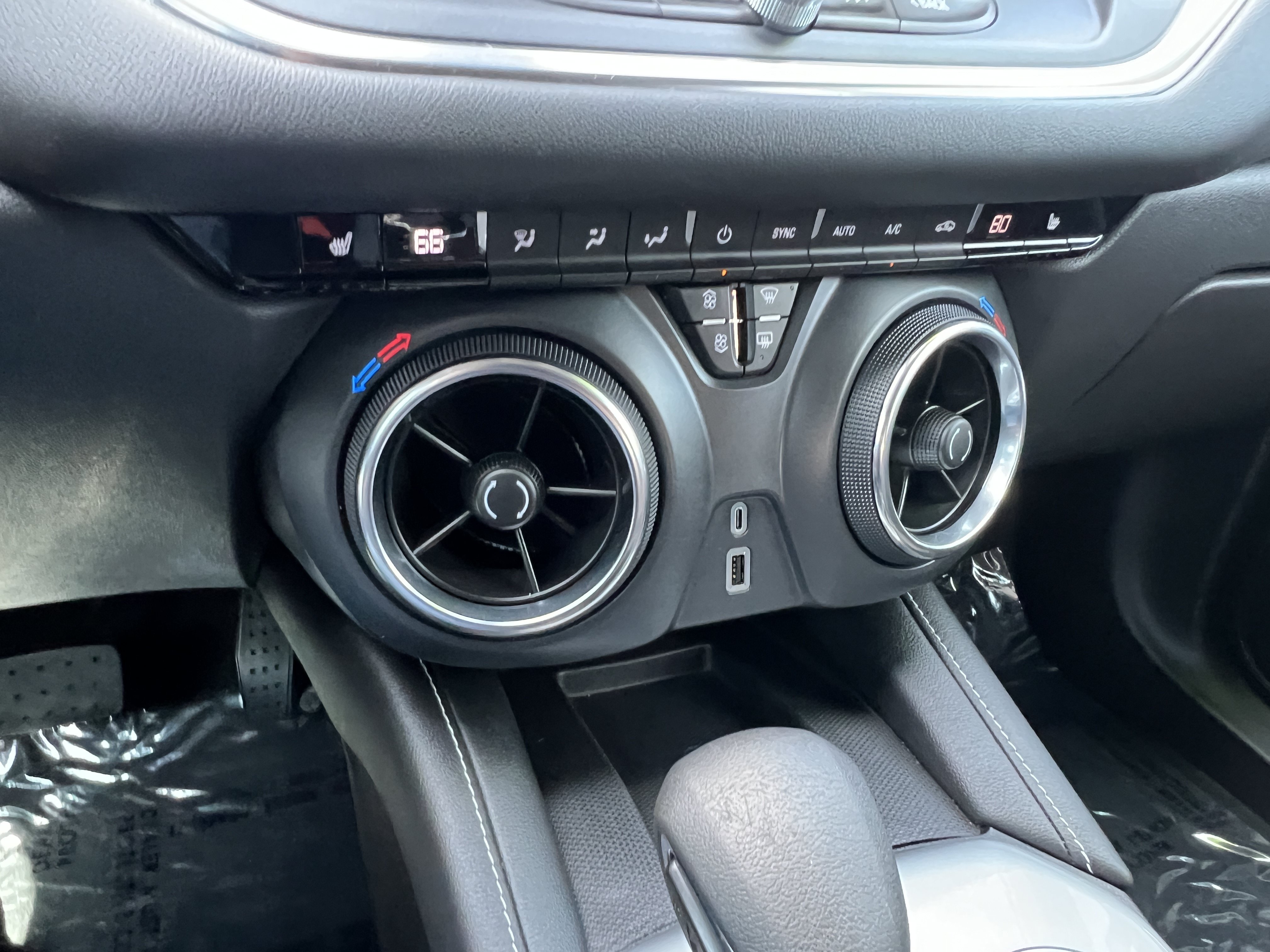 Used 2024 Chevrolet Blazer LT w/ Convenience Package FWD image 30