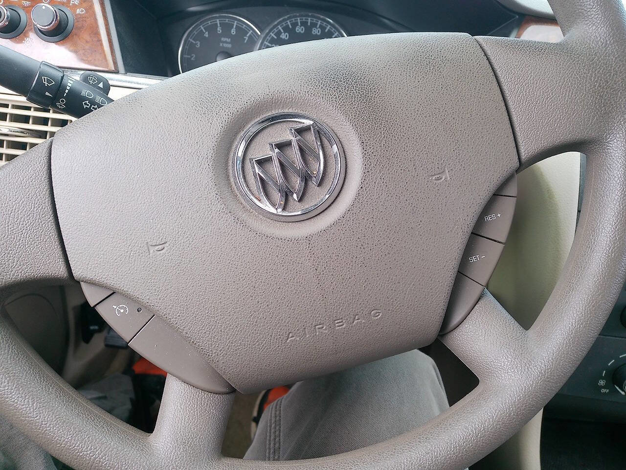 Used 2006 Buick LaCrosse CX FWD image 28
