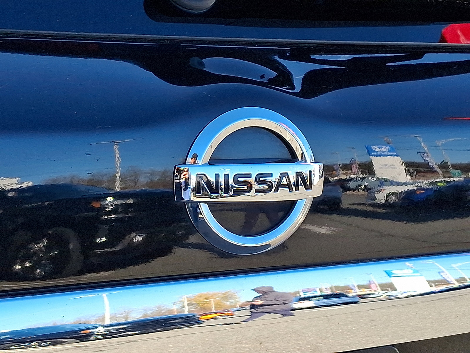 Used 2020 Nissan Pathfinder S image 30