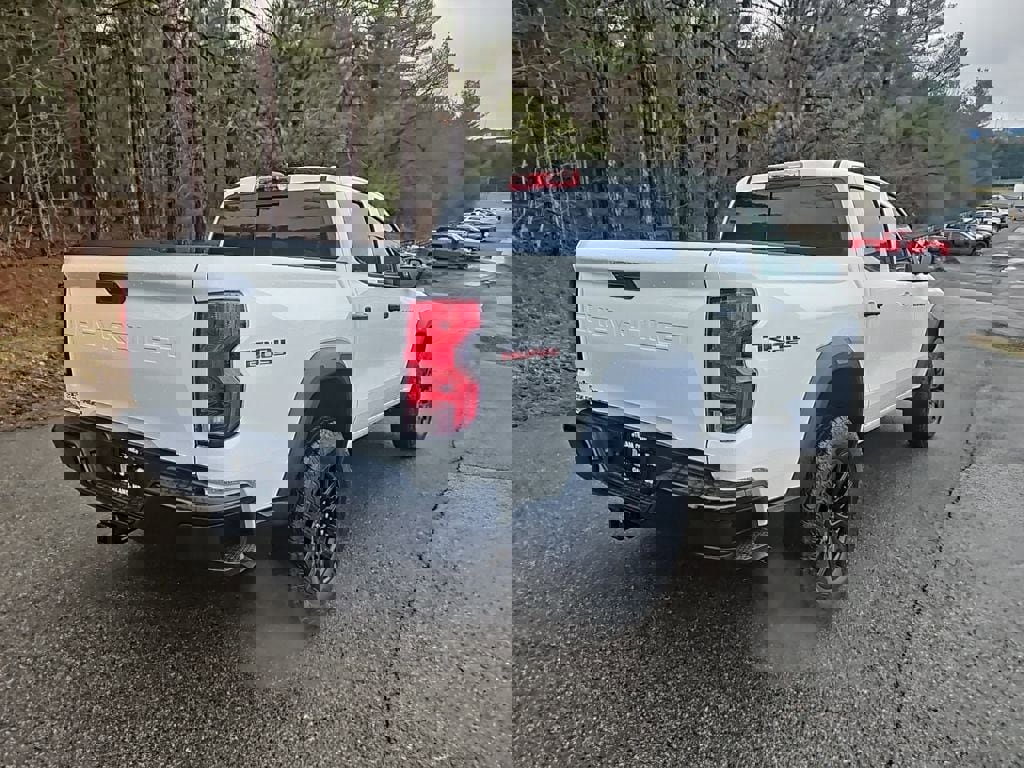 Used 2024 Chevrolet Colorado Trail Boss w/ Advanced Trailering Package image 5