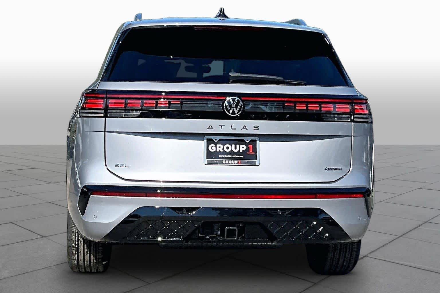 New 2027 Volkswagen Atlas SEL Premium R-Line AWD/4WD image 4