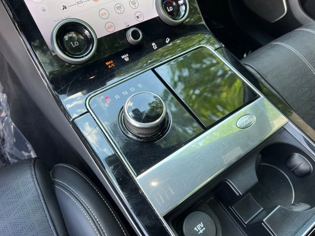 Used 2018 Land Rover Range Rover Velar R-Dynamic HSE AWD/4WD image 37