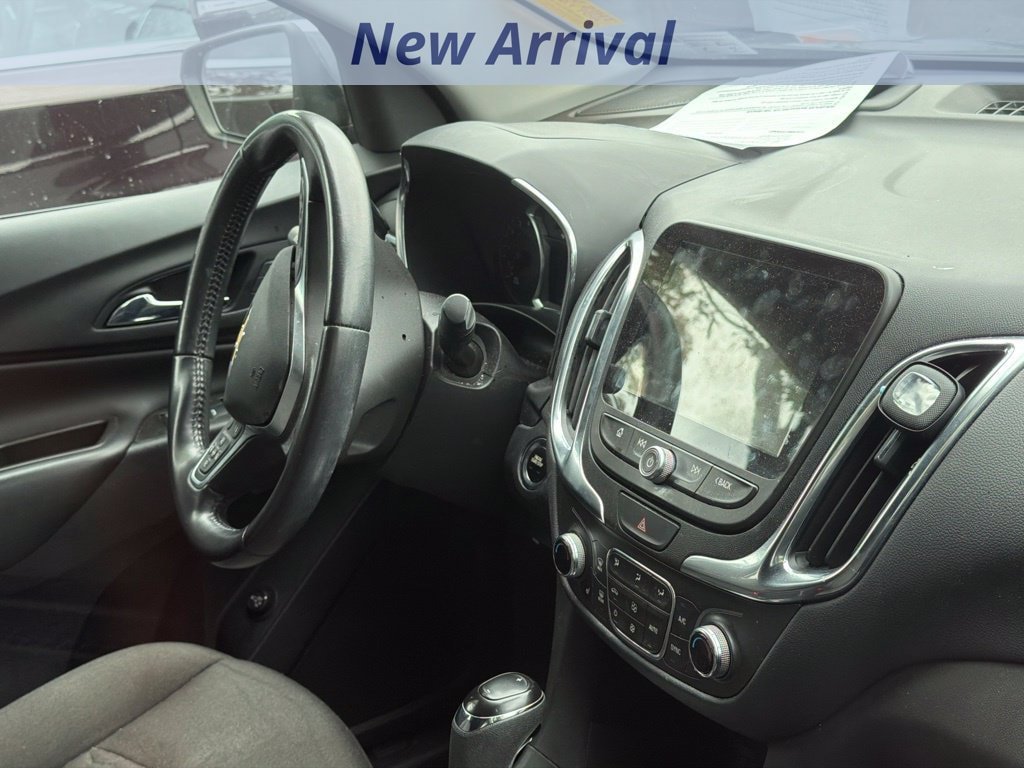 Used 2021 Chevrolet Equinox LT FWD image 3